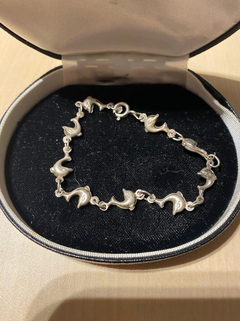 Armkettchen aus Delfinen